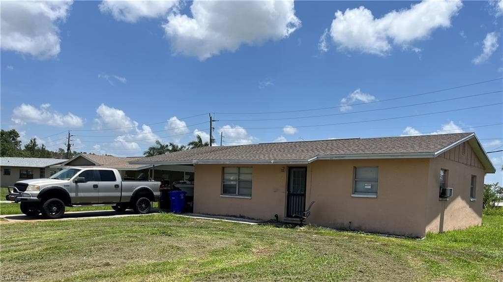 3813 Highland AVE FORT MYERS, FL 33916