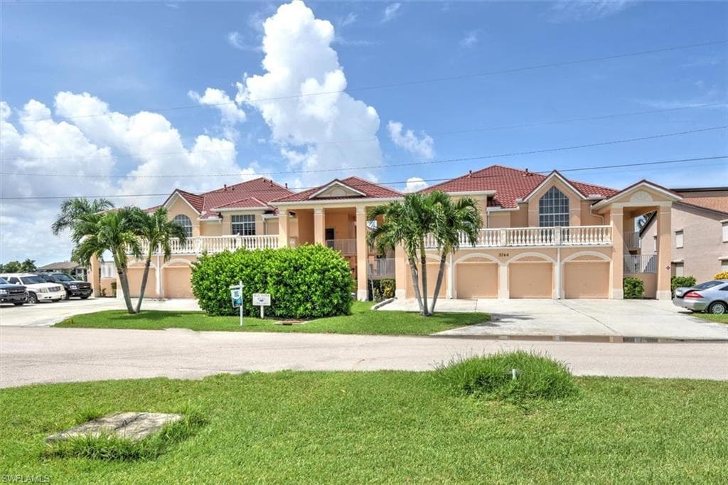 3744 SE 12th AVE 102 CAPE CORAL, FL 33904