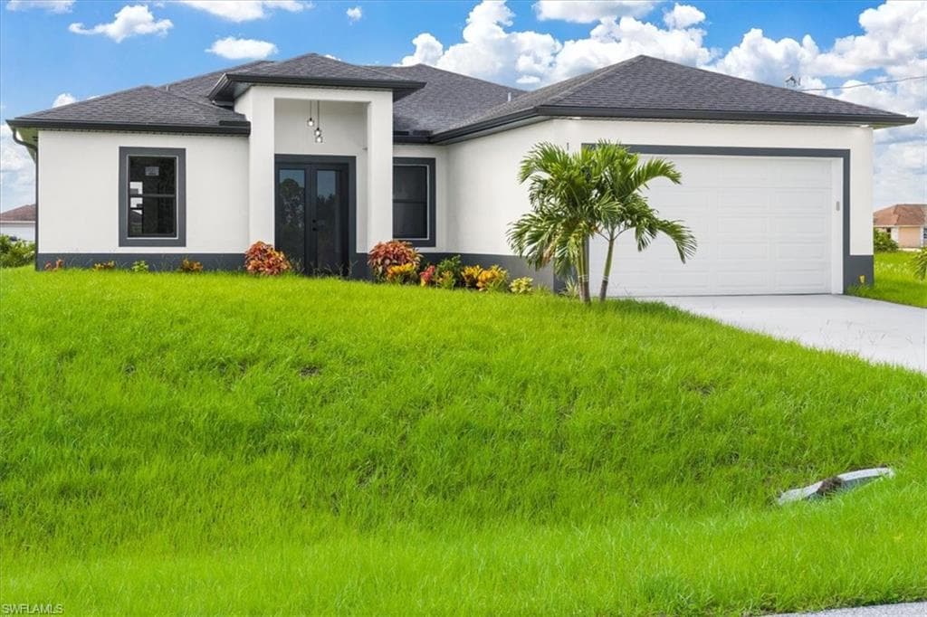146 Pearson ST LEHIGH ACRES, FL 33974