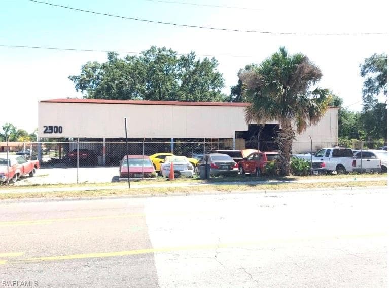 2300 Church ST ORLANDO, FL 32805