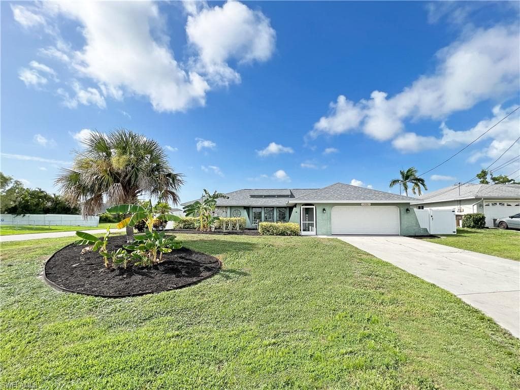 138 SE 6th ST CAPE CORAL, FL 33990