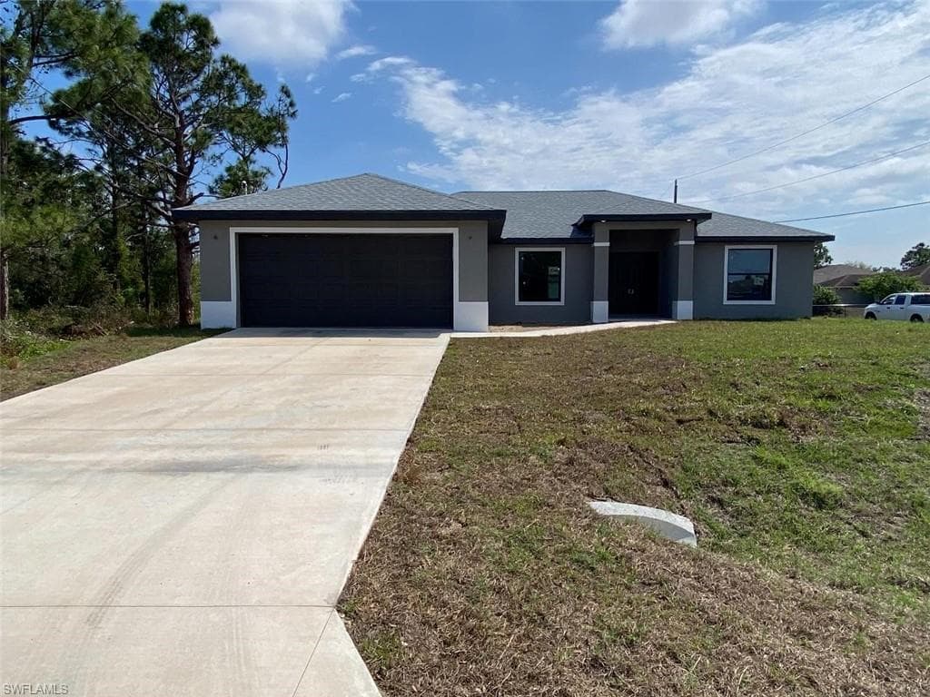 2712 20th ST SW LEHIGH ACRES, FL 33976
