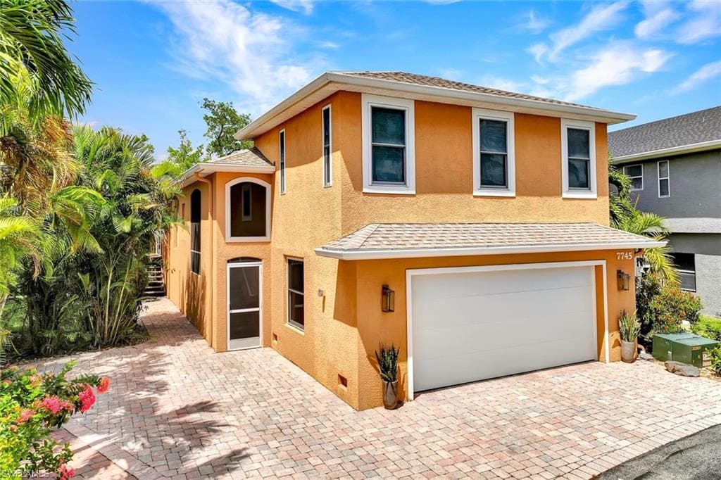7745 Victoria Cove CT