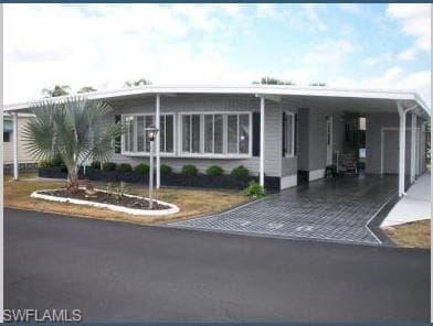 196 Nicklaus BLVD NORTH FORT MYERS, FL 33903