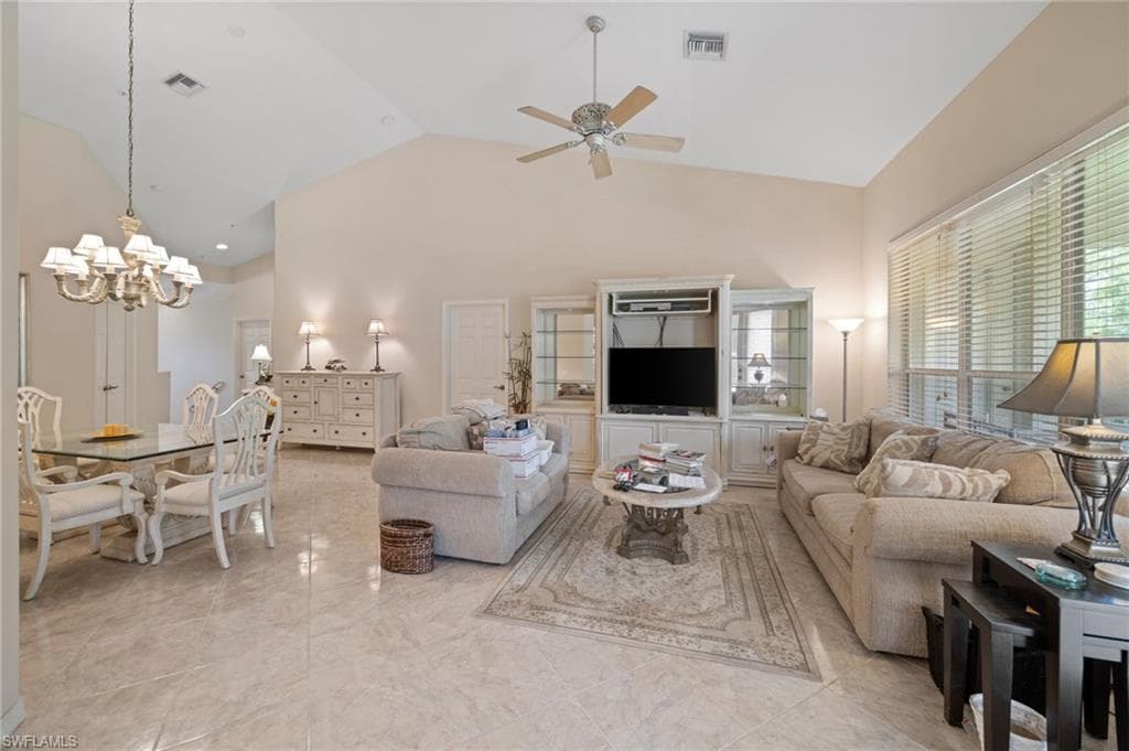 8525 Danbury BLVD 204 NAPLES, FL 34120