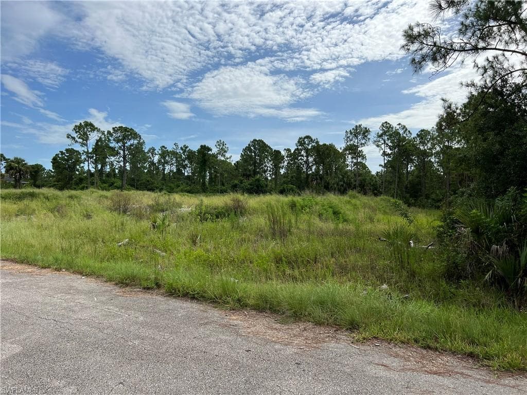 804 Oak AVE LEHIGH ACRES, FL 33972