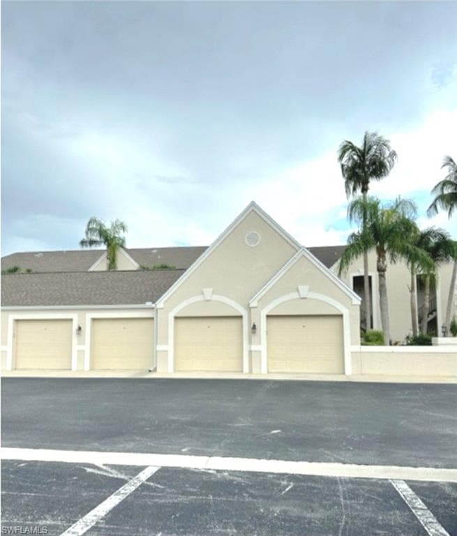 16321 Kelly Woods DR 182 FORT MYERS, FL 33908
