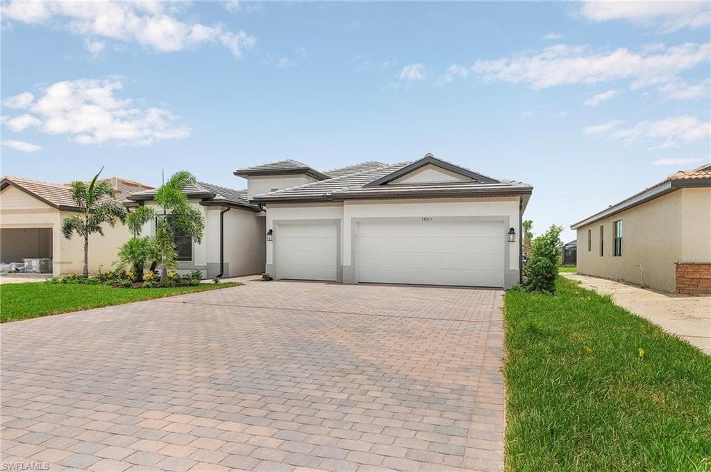 18315 Parksville DR ESTERO, FL 33928