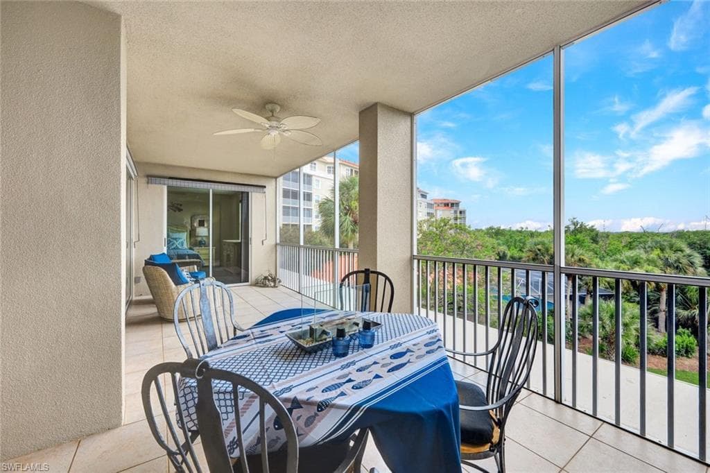201 Vintage Bay DR B-8 MARCO ISLAND, FL 34145