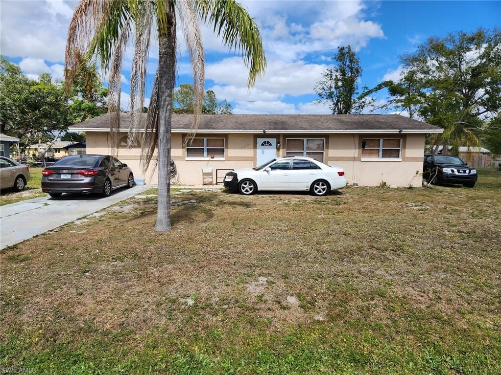 12372 2nd ST FORT MYERS, FL 33905