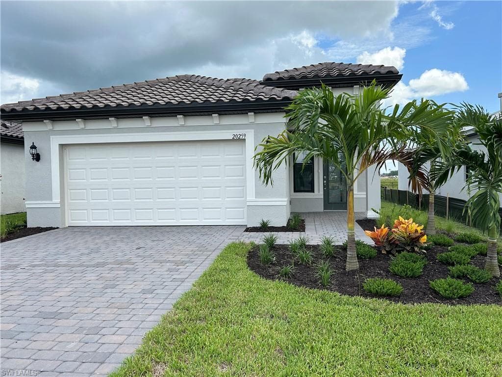 20259 Napa LOOP ESTERO, FL 33928