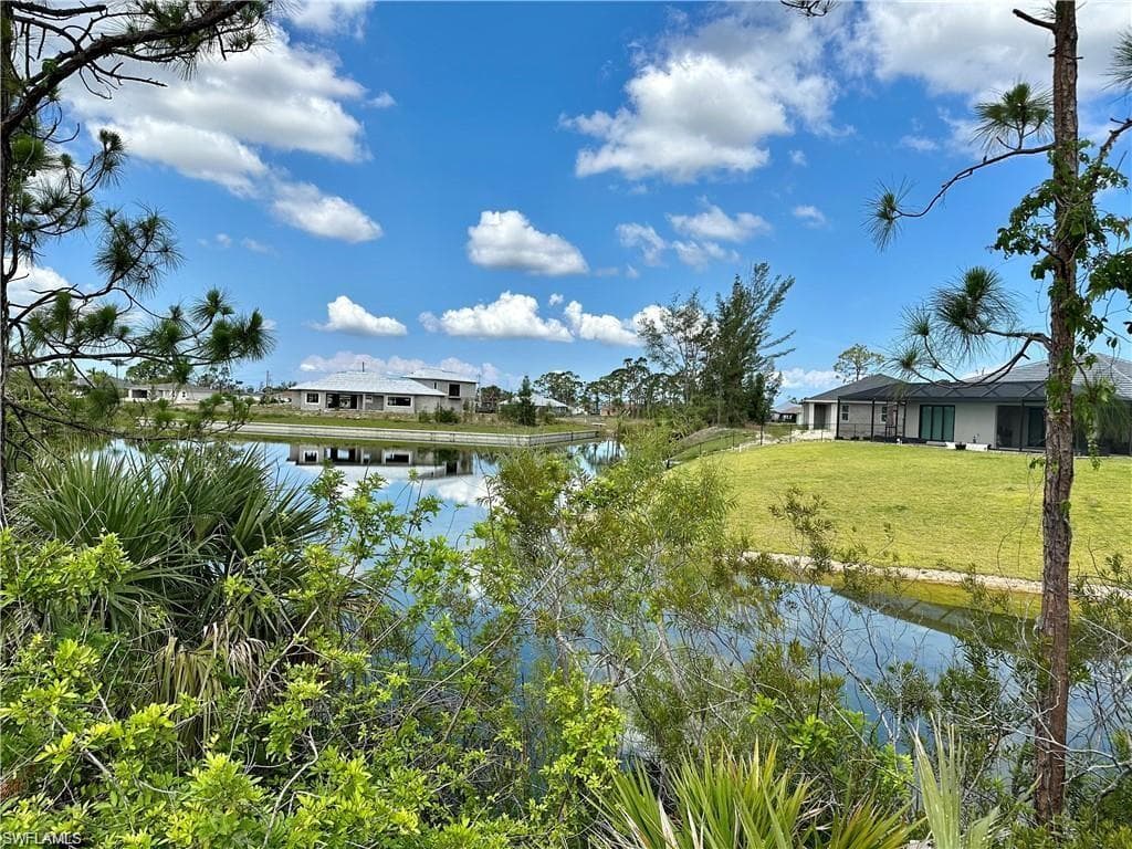 3000 NW 17th PL CAPE CORAL, FL 33993