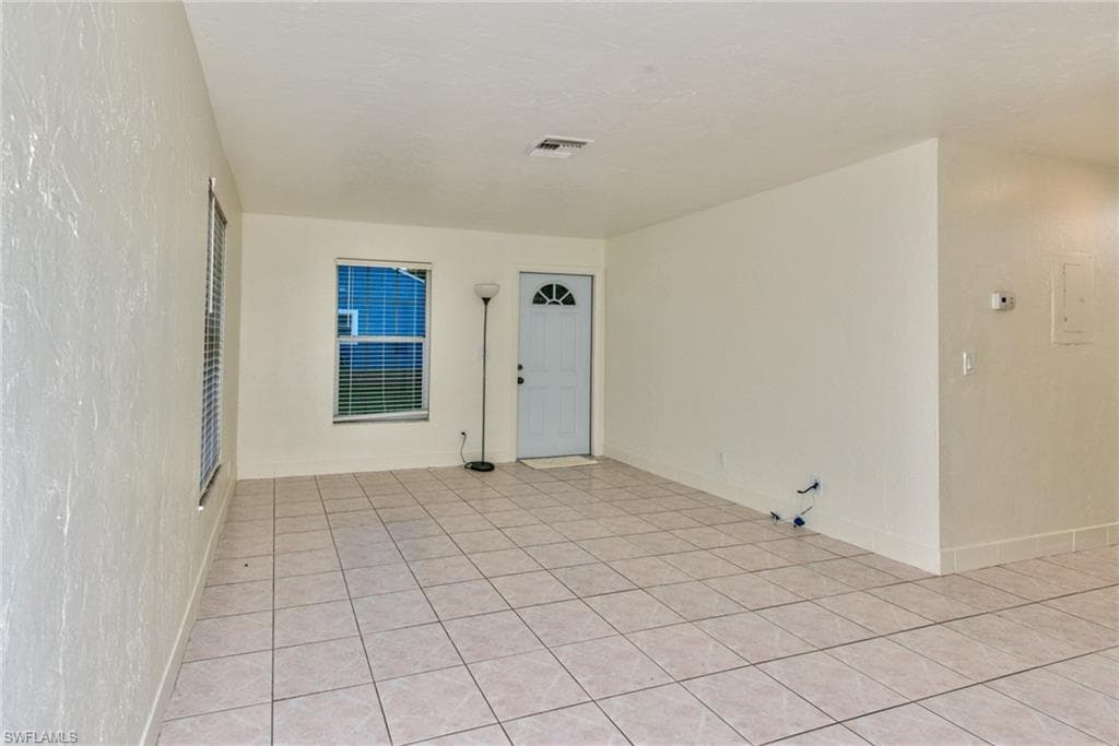2997 Gordon ST NAPLES, FL 34112