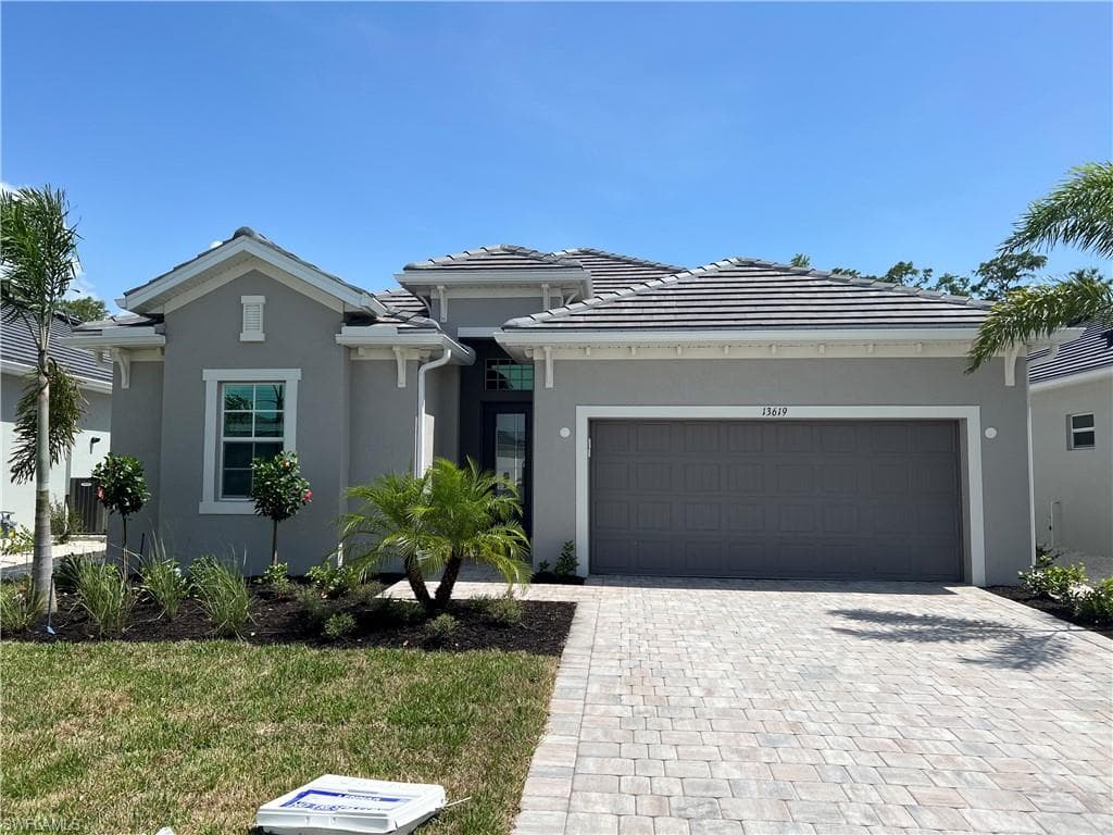 13619 Blue Bay CIR FORT MYERS, FL 33913