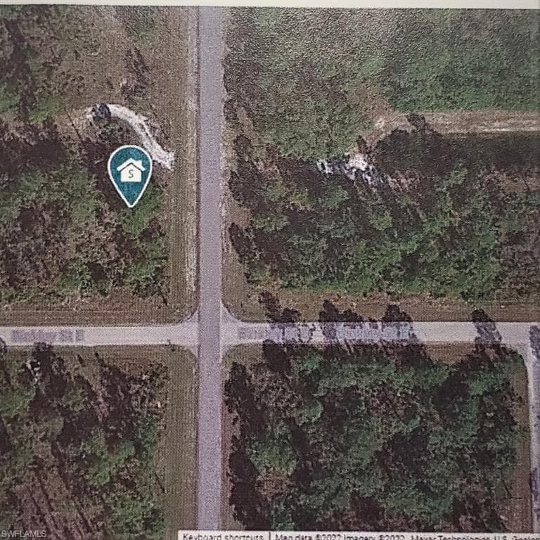 220 MCARTHUR BLVD LEHIGH ACRES, FL 33974