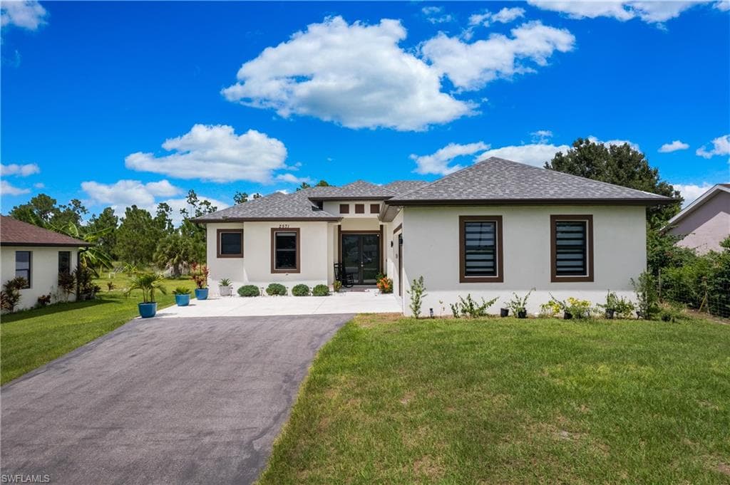 2571 41st AVE NE NAPLES, FL 34120