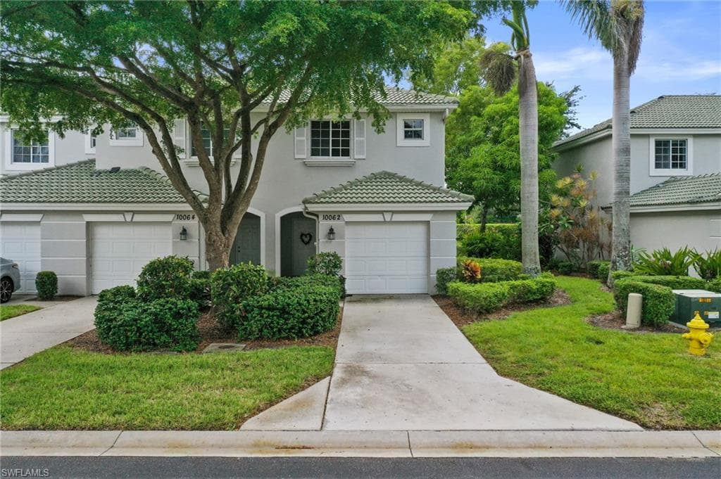 10062 Pacific Pines AVE FORT MYERS, FL 33966
