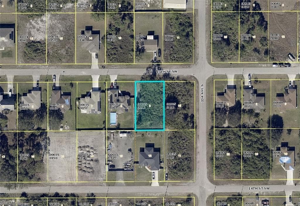 2903 13th ST SW LEHIGH ACRES, FL 33976