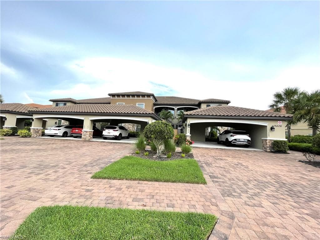 9426 Benevenuto CT 203 NAPLES, FL 34119
