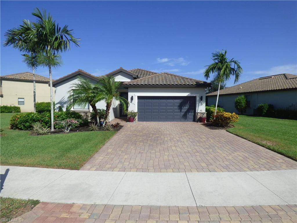 20400 Cypress Shadows BLVD ESTERO, FL 33928