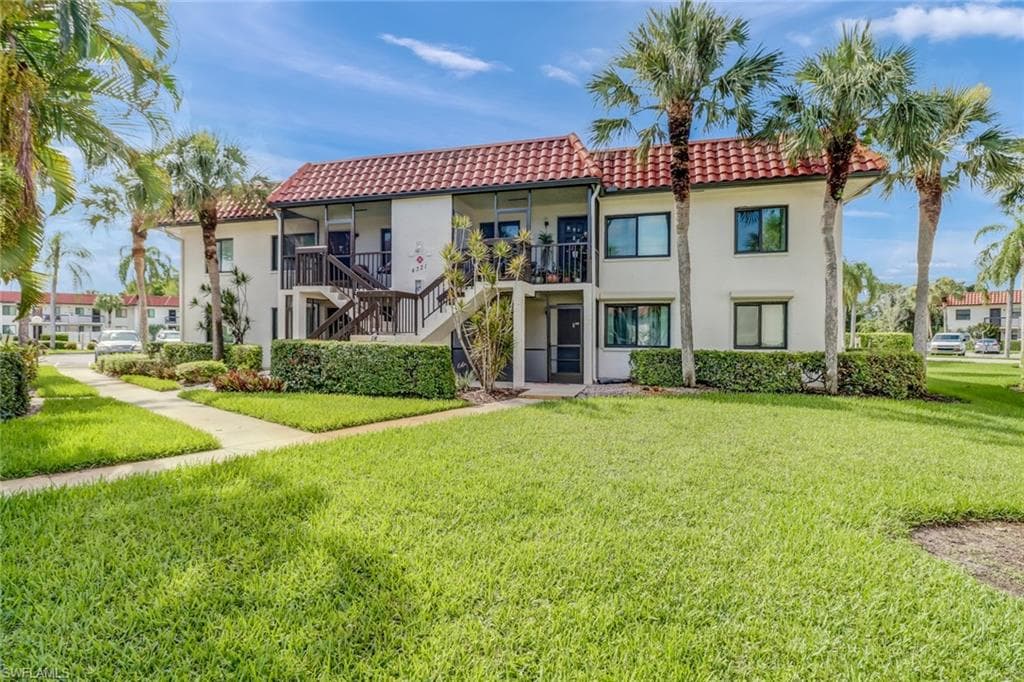 4321 27th CT SW Bldg 18 -101 NAPLES, FL 34116