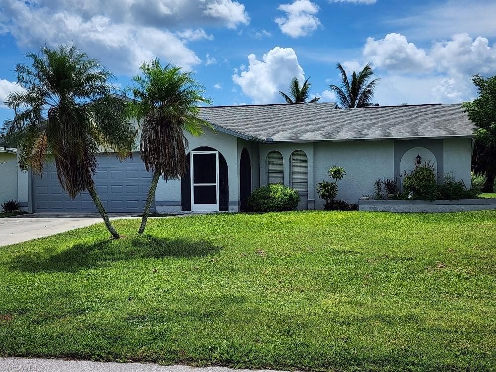 4424 SW 13 AVE CAPE CORAL, FL 33914
