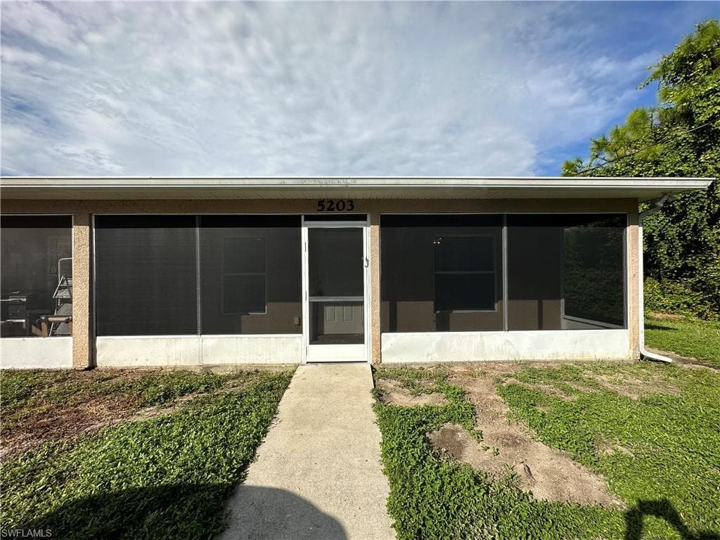 5201-5203 29th ST SW 5203 LEHIGH ACRES, FL 33973