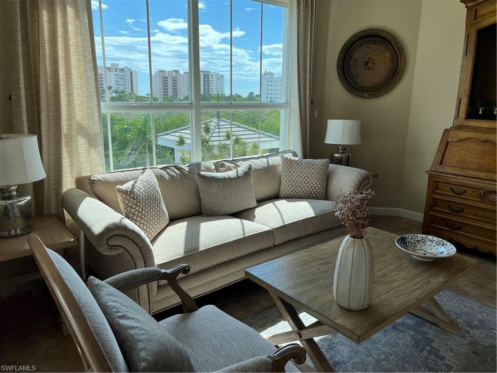 300 Dunes BLVD 303 NAPLES, FL 34110