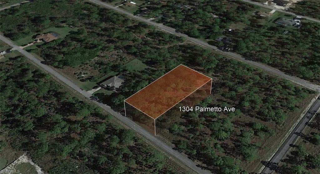 1304 Palmetto AVE LEHIGH ACRES, FL 33972