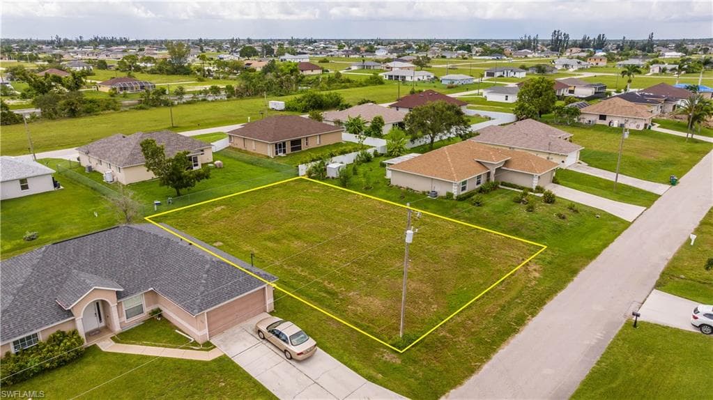 1418 NE 6th PL CAPE CORAL, FL 33909