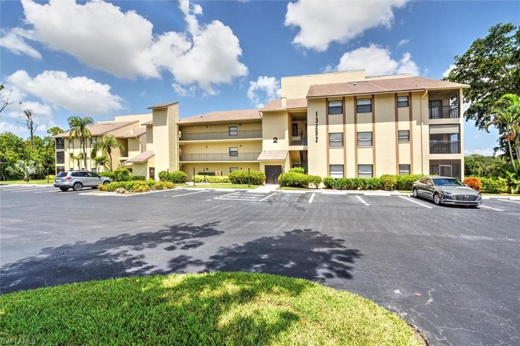 13252 White Marsh LN 3208 FORT MYERS, FL 33912