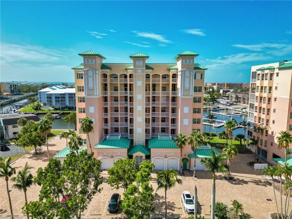 170 Lenell RD 402 FORT MYERS BEACH, FL 33931