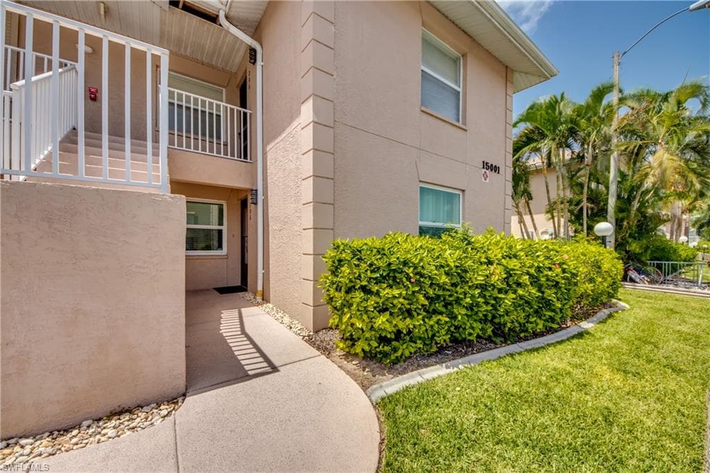 15001 Arbor Lakes DR E 106 NORTH FORT MYERS, FL 33917