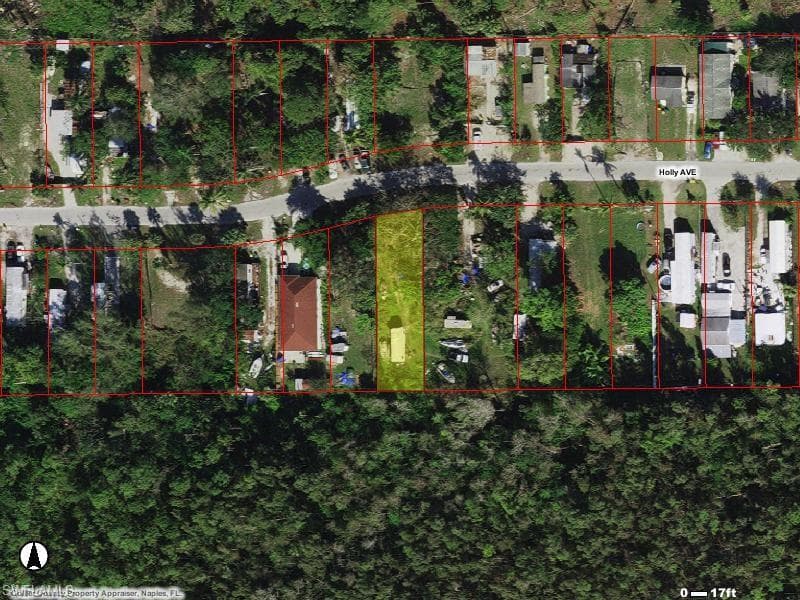 2724 Holly AVE NAPLES, FL 34112