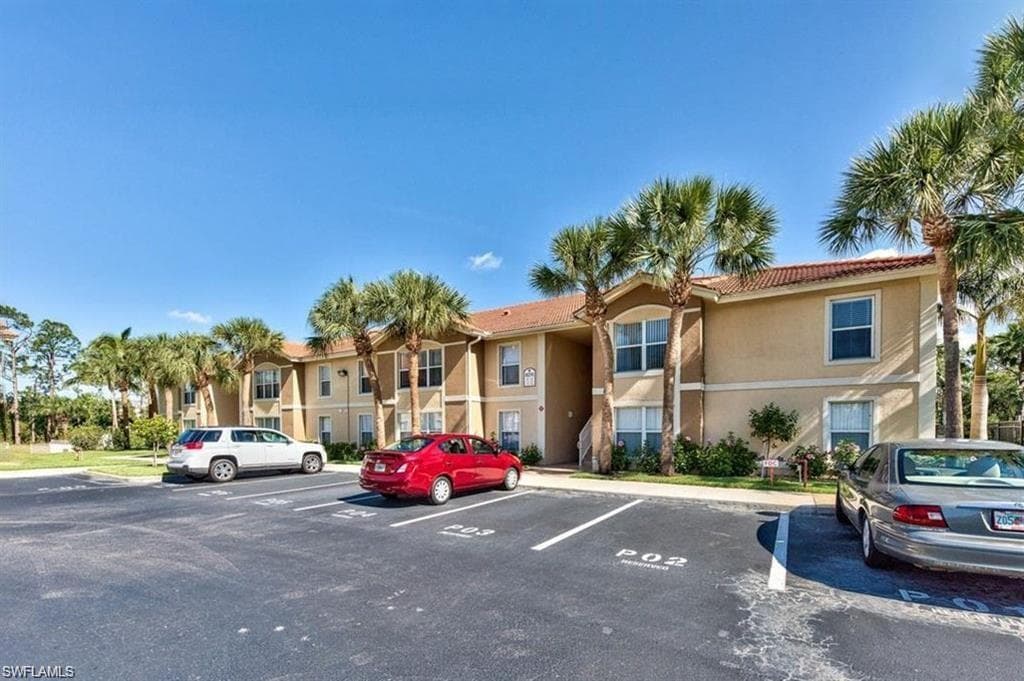 8215 Ibis Club DR 102 NAPLES, FL 34104