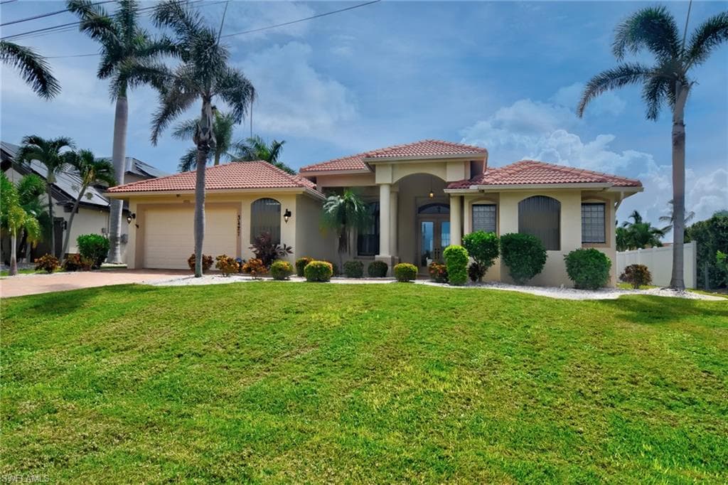 3427 SW 27th AVE CAPE CORAL, FL 33914