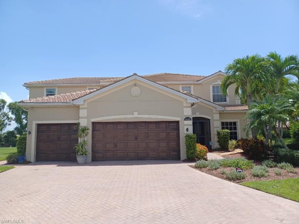 8549 Colony Trace DR FORT MYERS, FL 33908