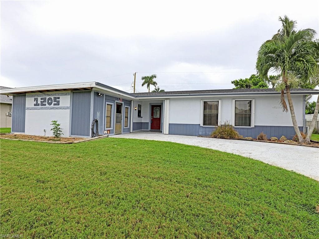 1205 SE 36th ST CAPE CORAL, FL 33904
