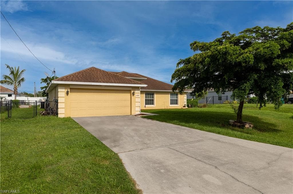 3725 NE 23rd AVE CAPE CORAL, FL 33909