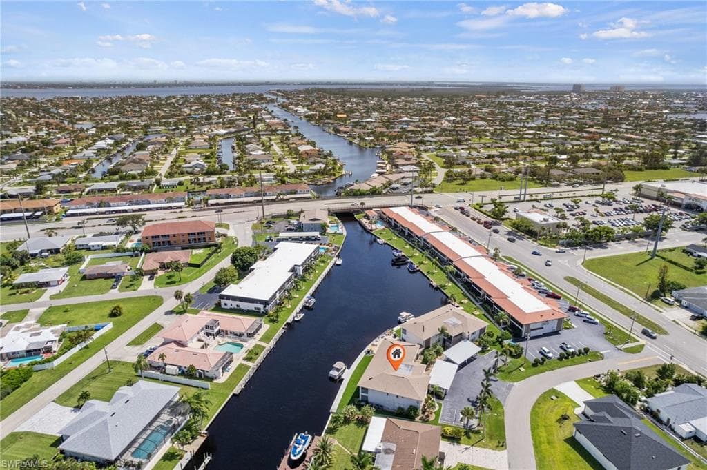 108 SE 47th ST 202 CAPE CORAL, FL 33904