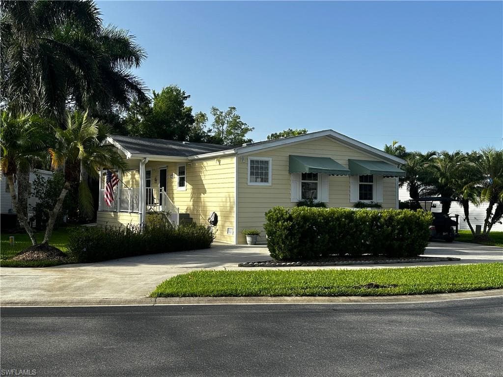 1223 Silver Lakes BLVD NAPLES, FL 34114