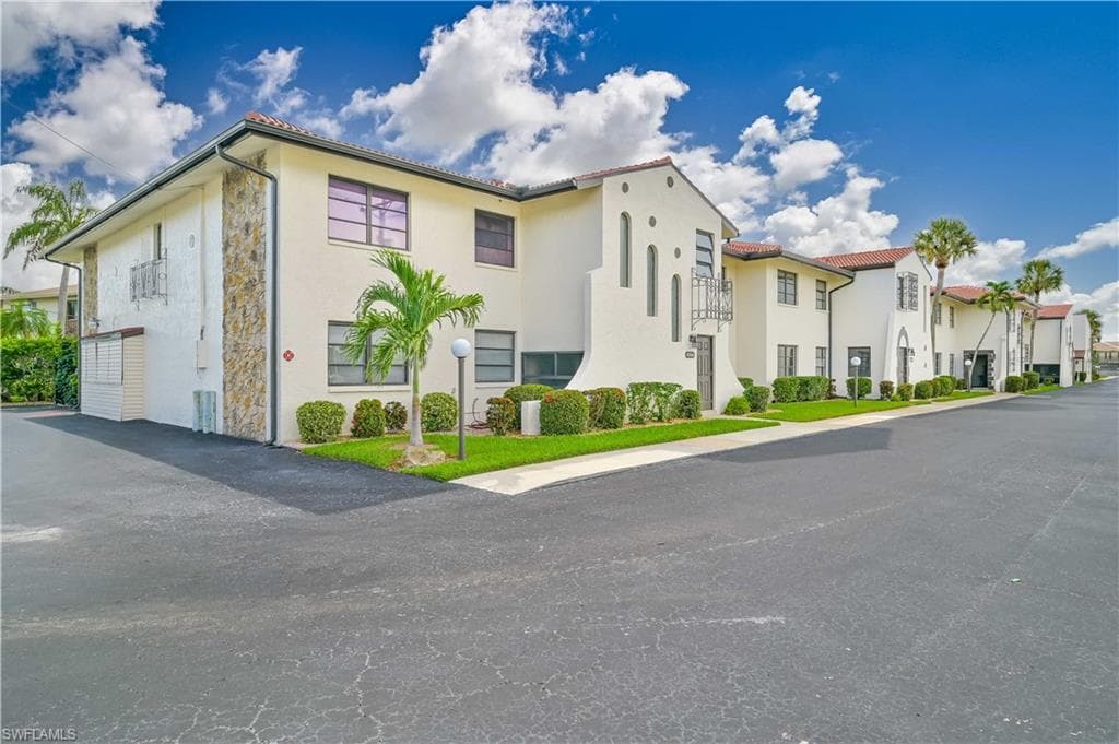 4705 Santa Barbara BLVD 4 CAPE CORAL, FL 33914