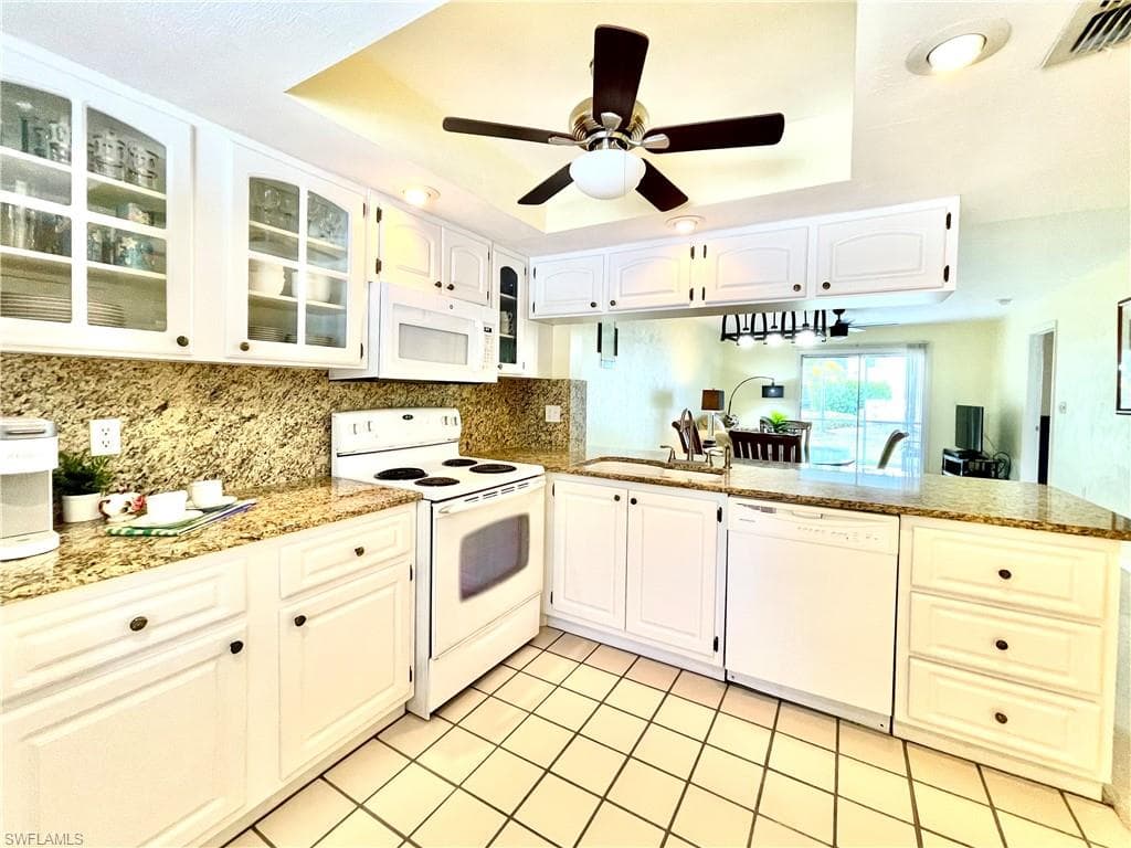 2340 Naples Trace CIR 8-802 NAPLES, FL 34109