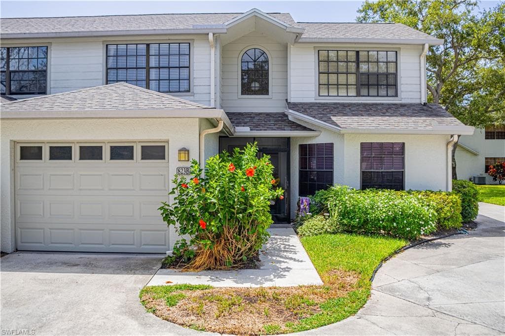 823 Meadowland DR # B NAPLES, FL 34108