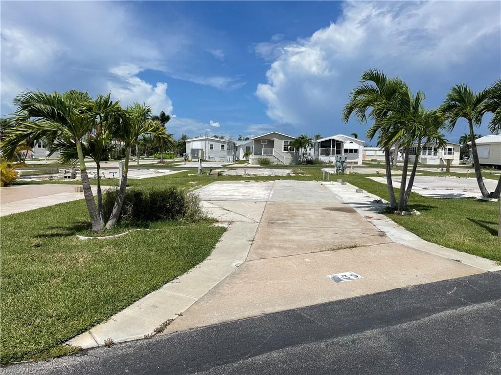 19681 Summerlin RD 339 FORT MYERS, FL 33908