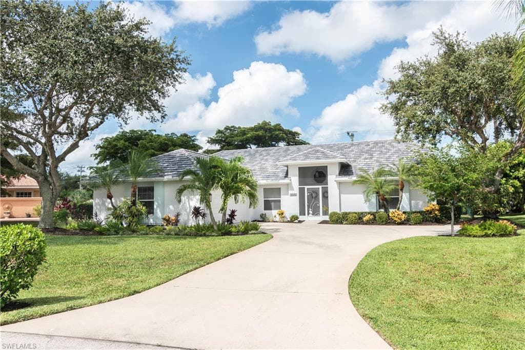 28496 Del Lago WAY BONITA SPRINGS, FL 34135