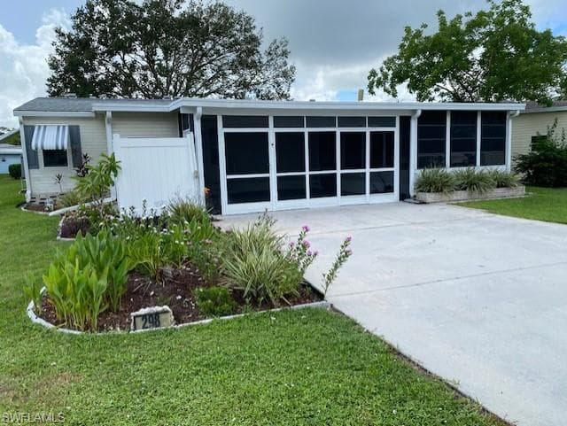 298 Riverwood RD NAPLES, FL 34114