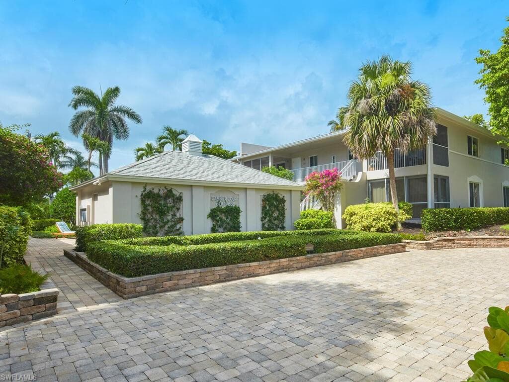 628 7th AVE S A-628 NAPLES, FL 34102