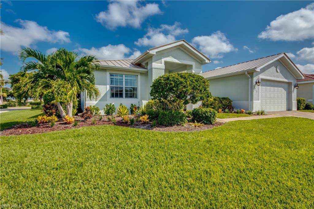 2557 Ashbury CIR CAPE CORAL, FL 33991
