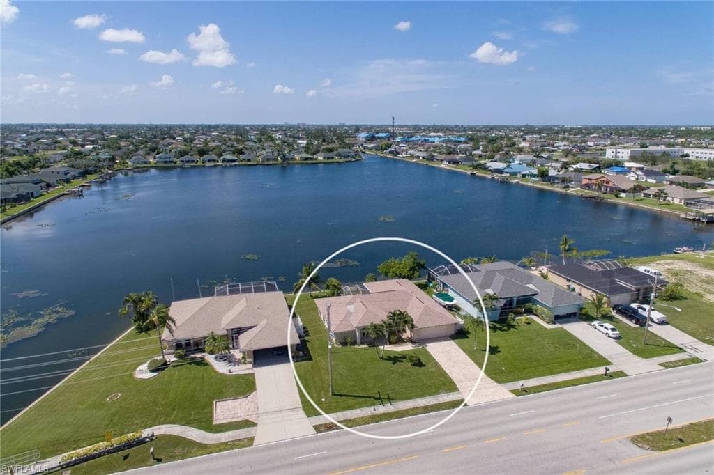 444 Trafalgar PKWY CAPE CORAL, FL 33991